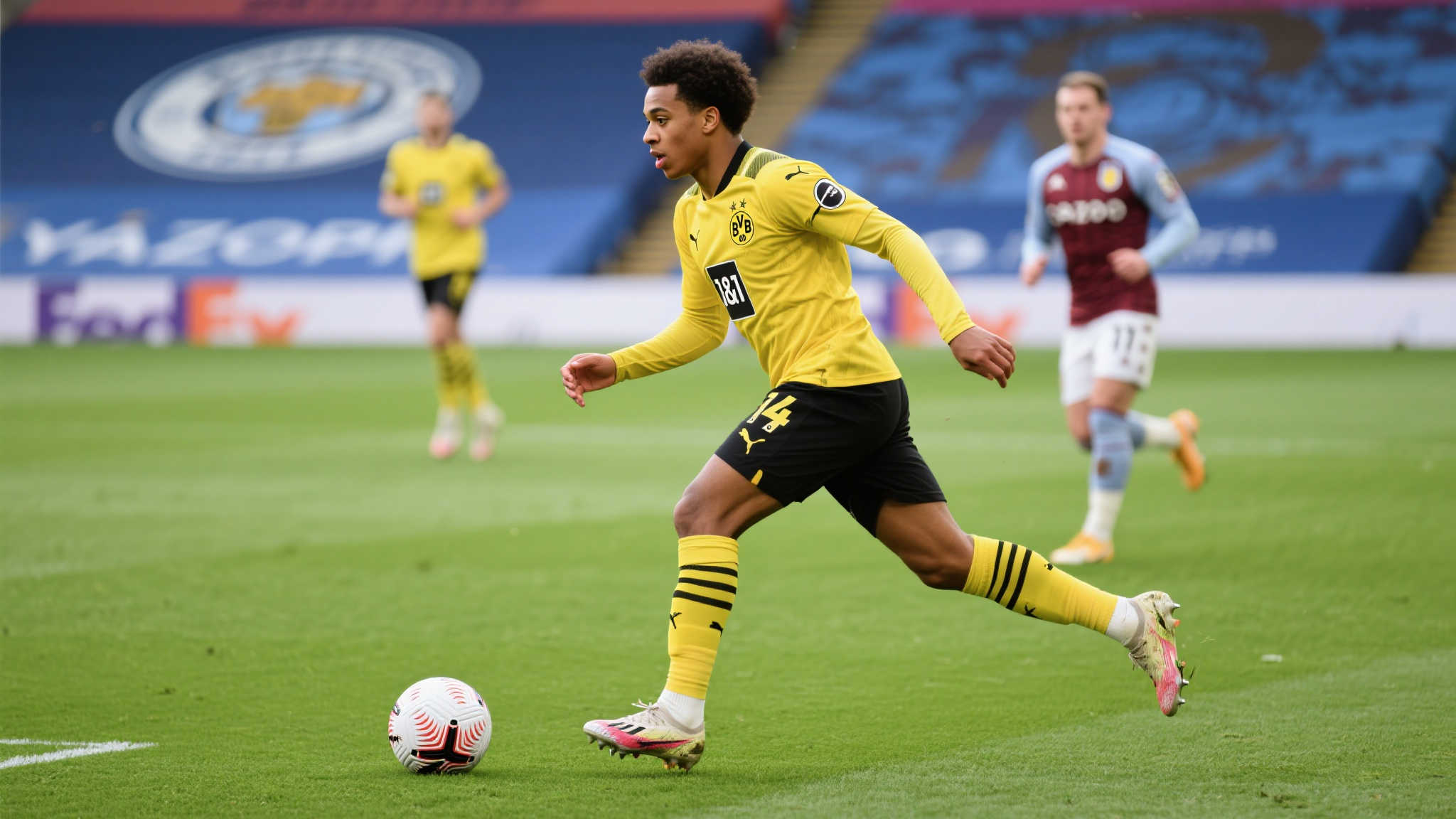 面对不断变化的足球世界，不同球员在不同联赛中的表现